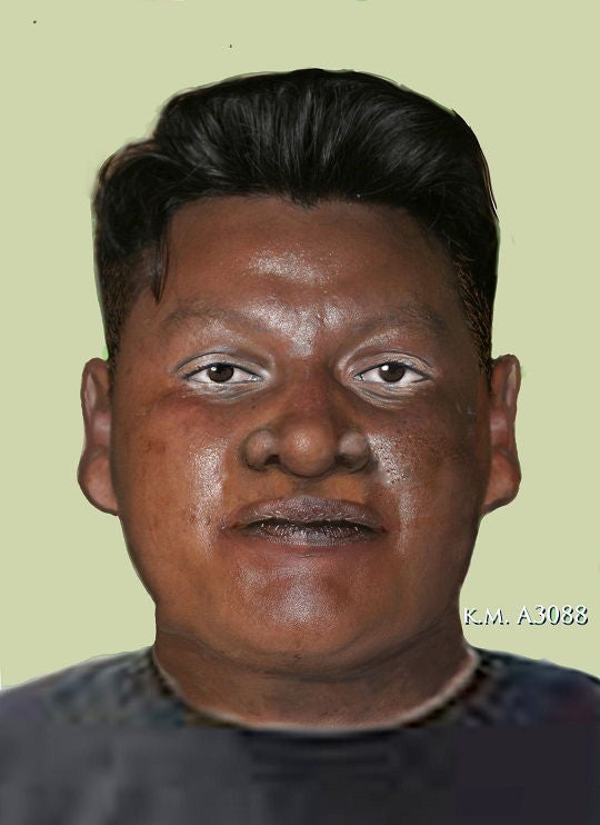 Unidentified person  - 2004-41386079P