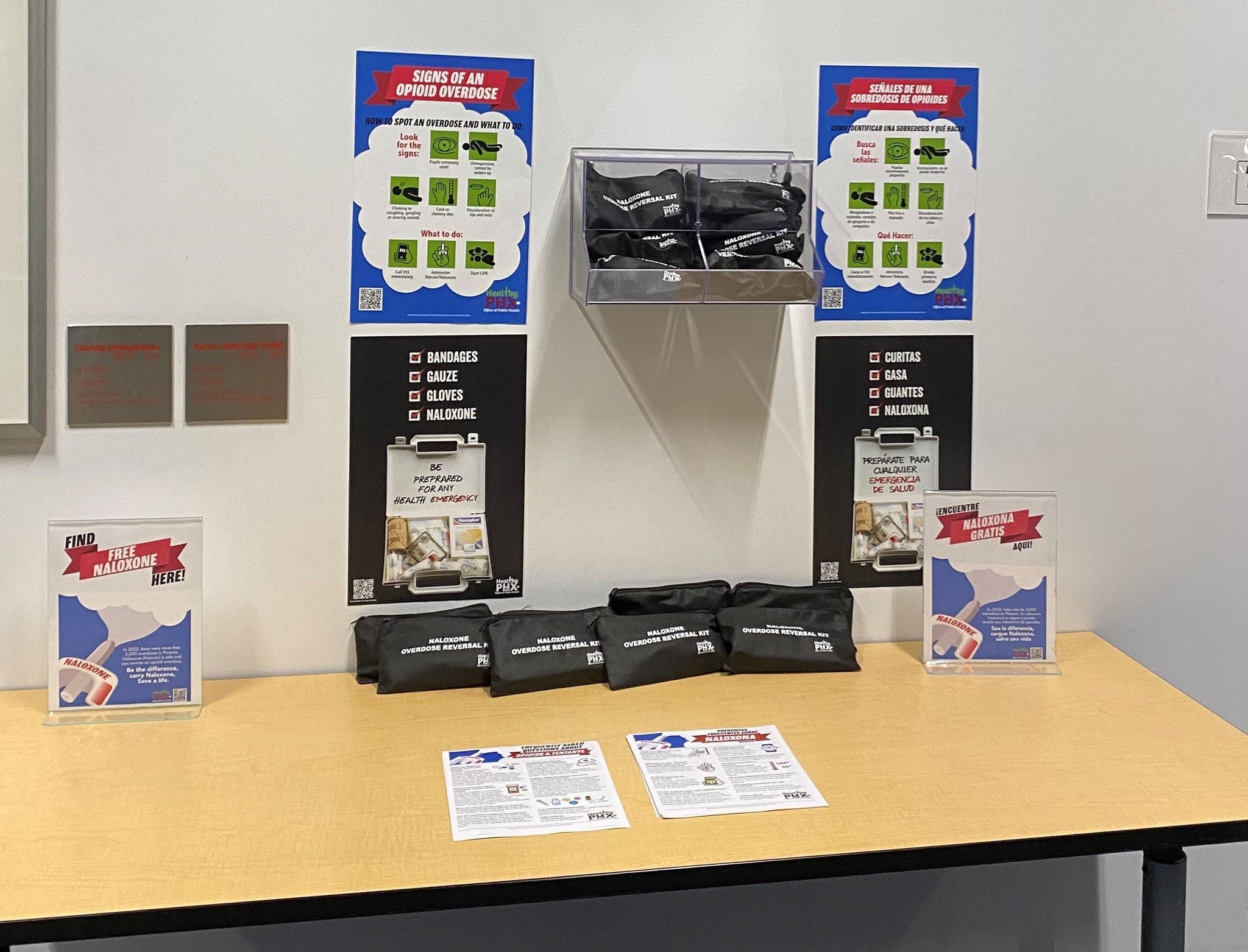 Naloxone Display