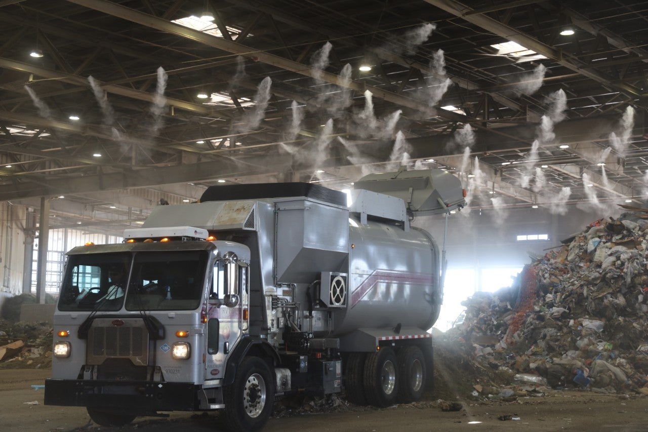Phoenix garbage truck at the transfer station.