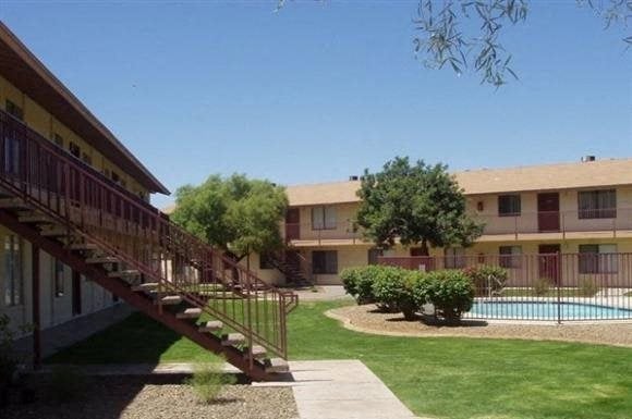 Sahuaro West Apartments
