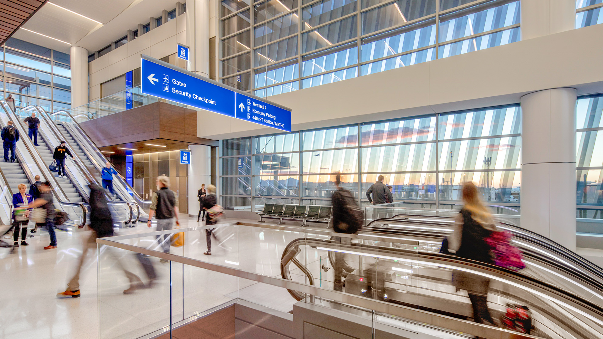 Summer travel season unofficially starts with Memorial Day weekend. Phoenix Sky Harbor International Airport anticipates busy vacation travel periods with…