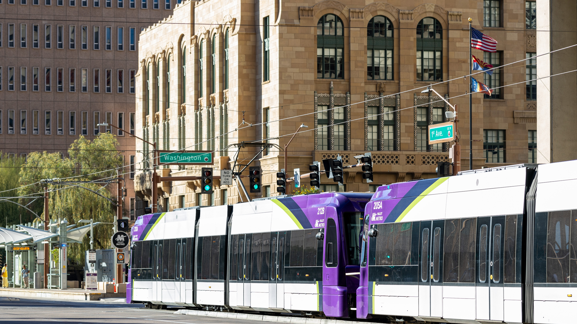 Valley Metro and the City of Phoenix invite the community to an open house to learn more about the West Phoenix Extension light rail expansion project. 